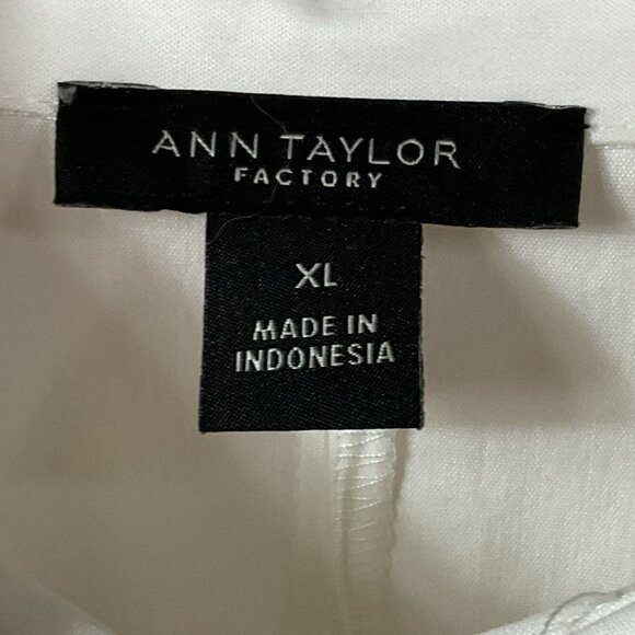 NWT Ann Taylor Factory White Button-down Blouse, Women's XL - Picture 11 of 13
